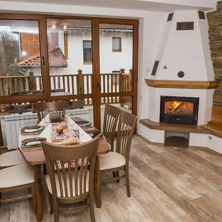 Sinjirite Complex * Elena