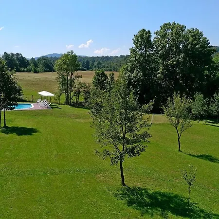 Sinjirite Complex Resort Elena