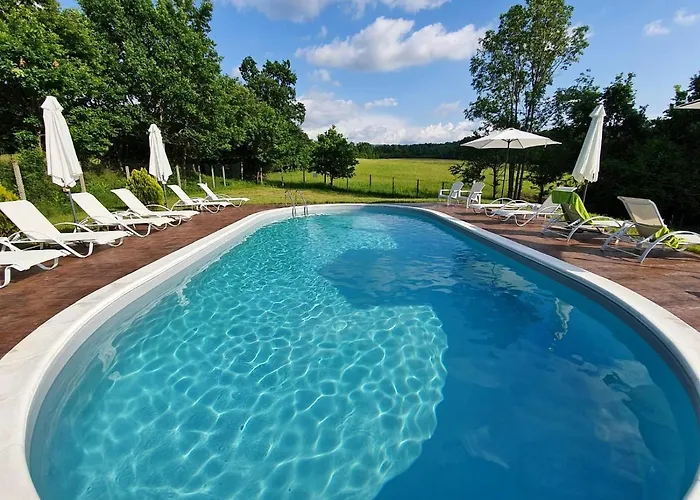 אתר נופש Sinjirite Complex