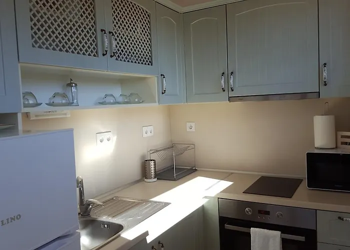 אתר נופש Sinjirite Complex אלנה